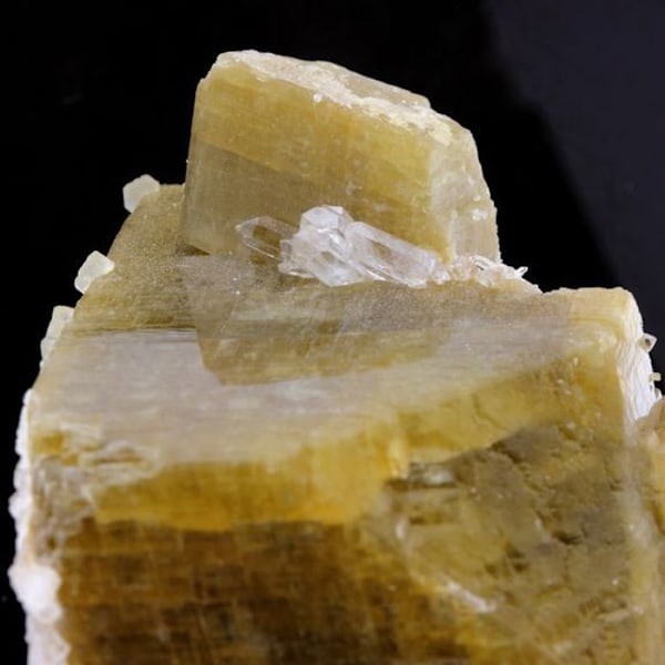 Siderite, Quartz 269,6 karat Flerfärgad