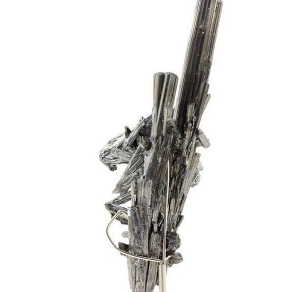 Kivet ja mineraalit. Stibnite (21 cm). 2531,0 senttiä. Wuningin kaivos, Jiangxi, Kiina.