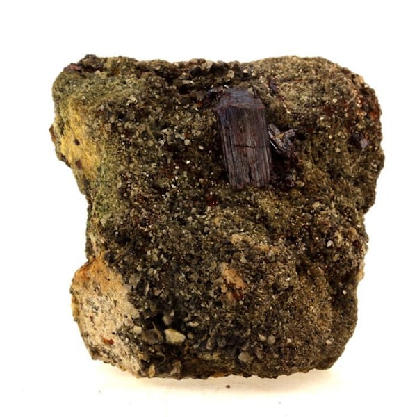 Stenar och mineraler. Rutil. 1798,5 ct. Namibia.