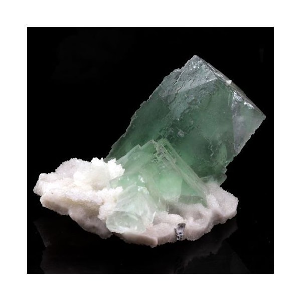 Sten og mineraler. Fluorit, kvarts. 2449,0 øre. De'an, Jiangxi, Kina. Lila