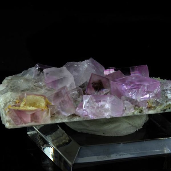Fluorit - ABIJOUX - Berbes - 274.0 ct - Lila - Naturlig sten