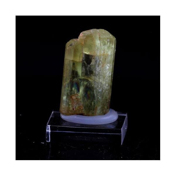 Sten og mineraler. Fluorapatit. 77,0 ct. Cerro de Mercado Mine, Durango, Mexico.
