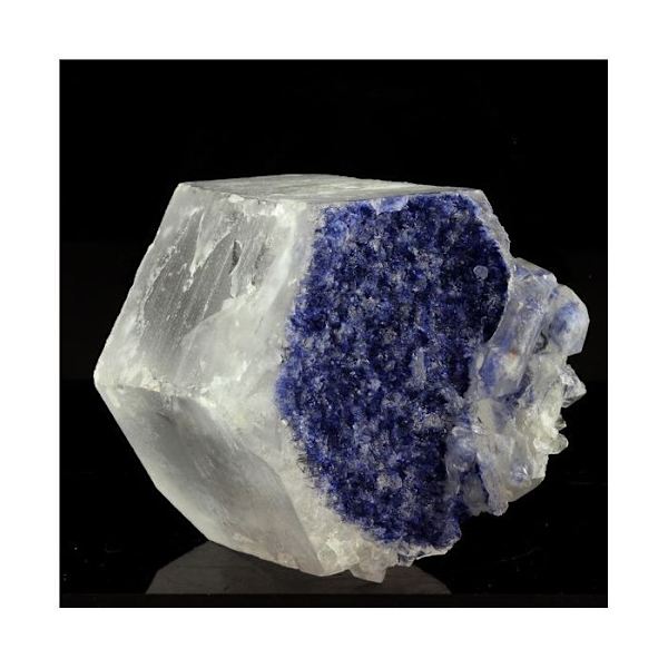Sten og mineraler. Kvarts + Dumortierit. 750,0 ct. Vaca Morta stenbrud, Bahia, Brasilien.