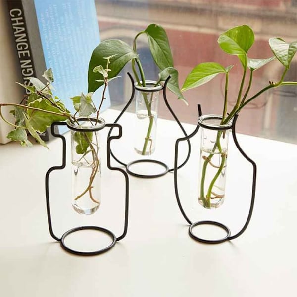 Jernvase - amphora soliflore - industriel stil Svart