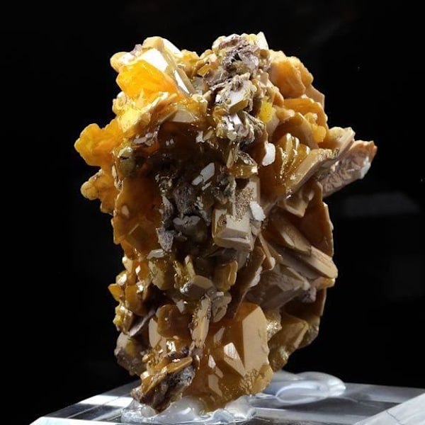 Sten og mineraler. Wulfenit. 898,0 ct. Sierra Mojina, Chihuahua, Mexico.