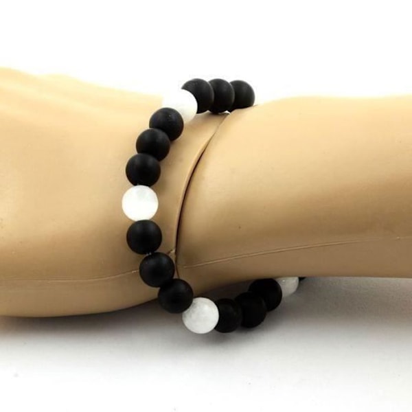 Armbånd - ABIJOUX - Mat sort Onyx + Selenit - 8 mm - Fremstillet i Frankrig - Længde 19-20 cm Svart