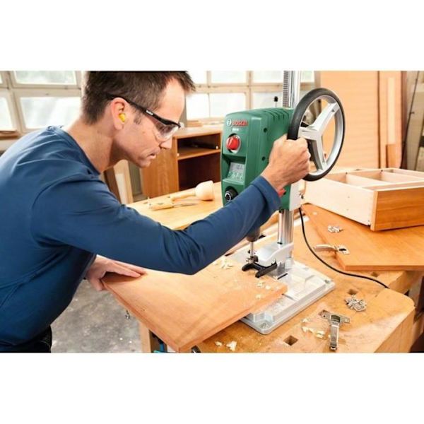 Bosch boremaskine - PBD 40 (710W, leveres i æske med 1 parallelanslag og 1 lynklemme) Grön