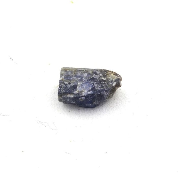 Kivet ja mineraalit. Safiiri. 1,41 ct. Ambatondrazaka, Alaotra-Mangoro, Madagaskar. Grå