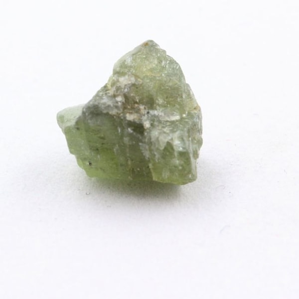 Sten og mineraler. Peridot. 4.560 øre. Almklovdalen, Vanylven, Norge.