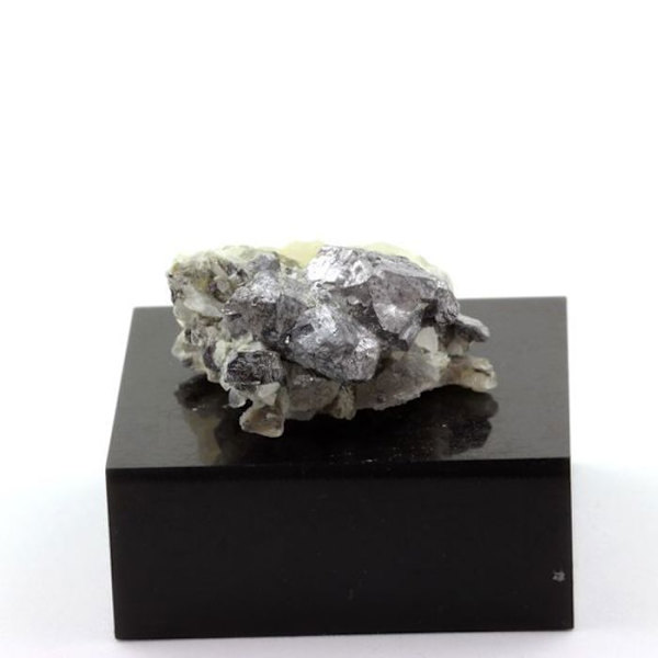 Sten og mineraler. Galena + Calcit. 184,10 øre. Tabataud stenbrud, Nontron, Dordogne, Frankrig.