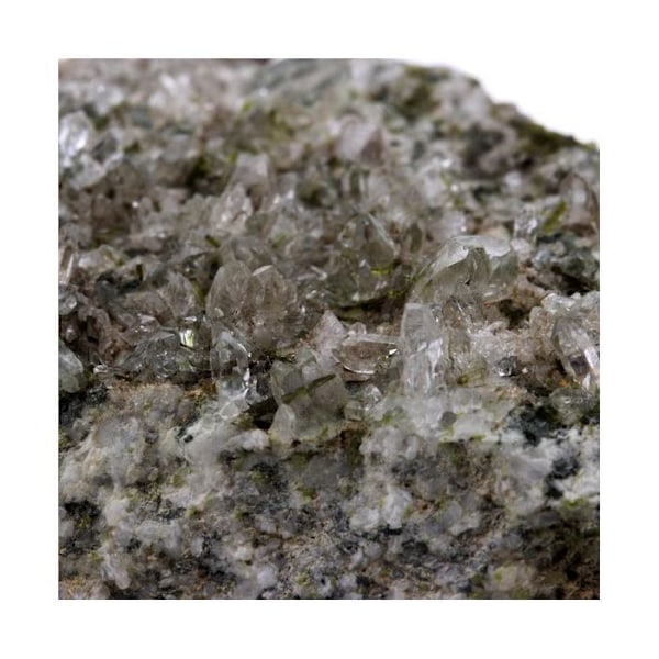 Epidot + Quartz 682,4 karat Flerfärgad