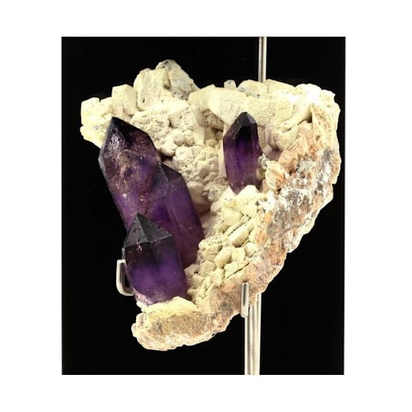 Sten og mineraler. Ametyst kvarts. 1332,0 øre. Goboboseb Mts, Brandberg, Namibia. Lila