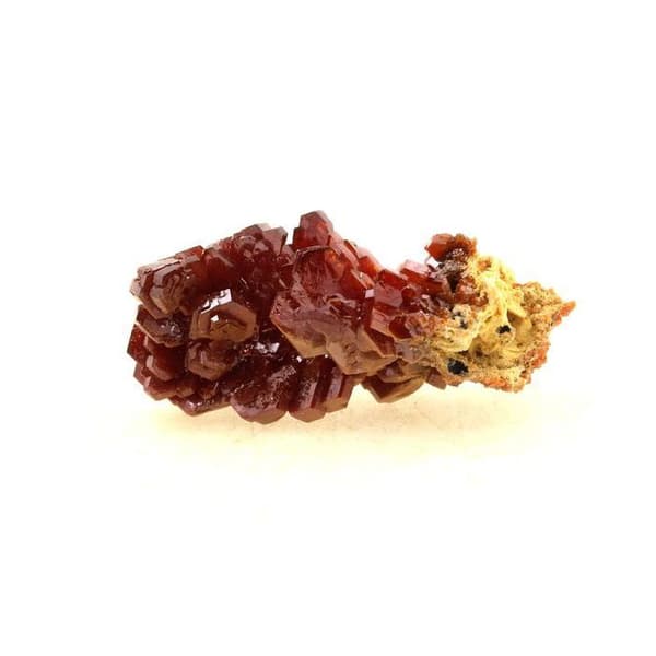 Sten og mineraler. Vanadinit. 88,5 ct. Mibladen Mining District, Midelt, Marokko.
