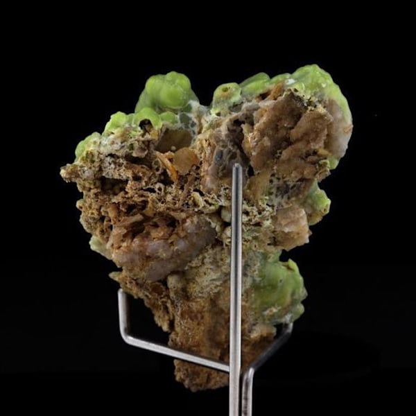 Sten og mineraler. Fosfohedyfan (Polysphaerite). 261,15 øre. Bouillac, Aveyron, Frankrig.