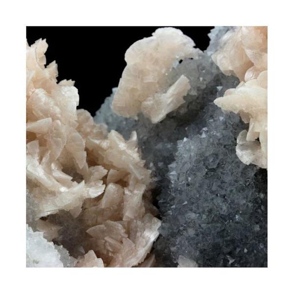 Dolomite + Quartz 1965,0 karat Flerfärgad