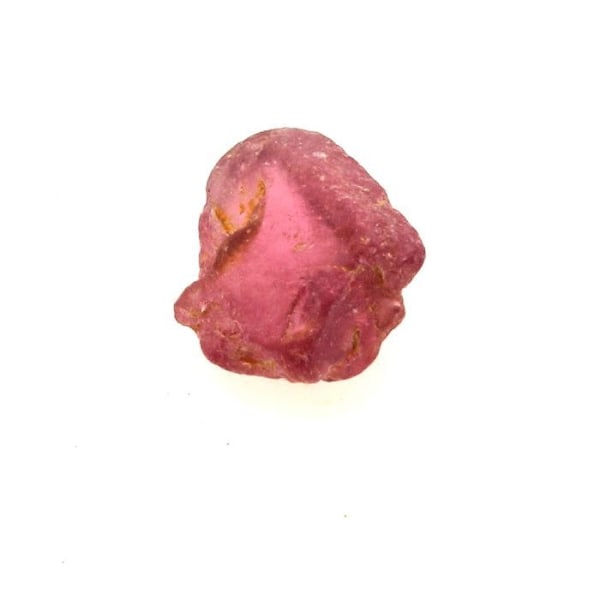 Kivet ja mineraalit. Rodoliitin granaatti. 0,355 ct. Mogokin laakso, Burma, Myanmar...