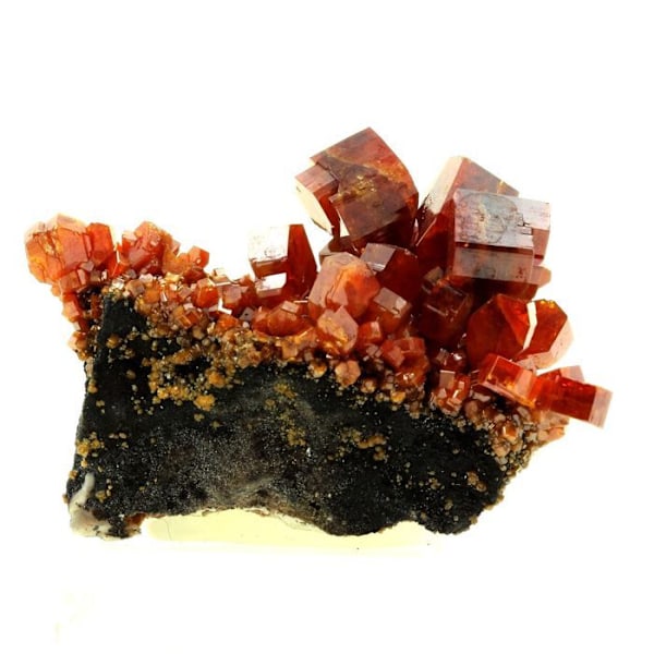 Sten og mineraler. Vanadinit. 500,0 ct. Mibladen Mining District, Midelt, Marokko.