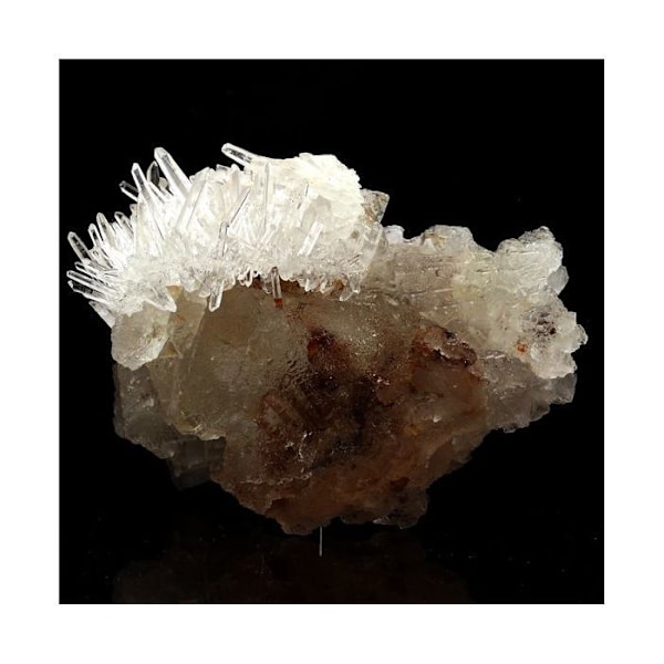 Sten og mineraler. Fluorit + Kvarts. 3253,0 øre. Mundo Nuevo Mine, Huamachuco, Peru.