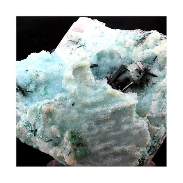 Sten og mineraler. Atacamite, Gips, Chrysocolla. 1308,0 øre. Lily Mine, Pisco Umay, Ica, Peru.