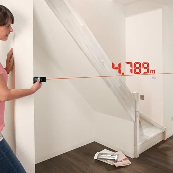 Bosch Lazerafstandsmåler UniversalDistance 50C (præcis måling af afstande op til 50 m, Bluetooth-forbindelse)