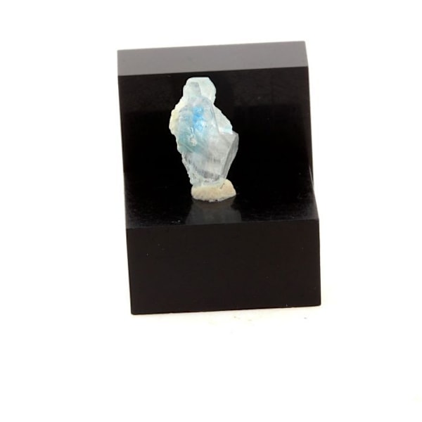 Kivet ja mineraalit. Euclase. 3,36 ct. Parelhas, Rio Grande do Norte, Brasilia.