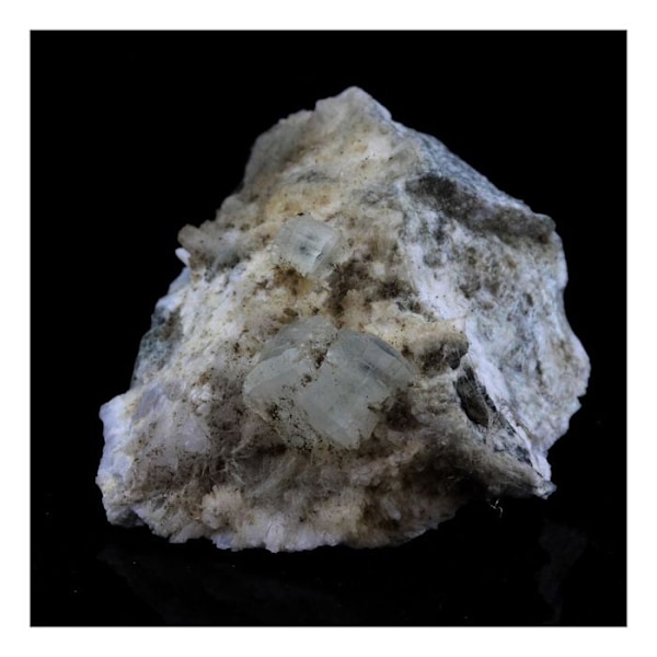 Kivet ja mineraalit. Prehnite. 41,0 ct. La Combe de la Selle, Bourg d’Oisans, Ranska.