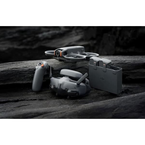 Drone Pack - DJI - Avata 2 + RC Motion 3 Stabilizer + Googles 3 headset + 3 batterier Grå