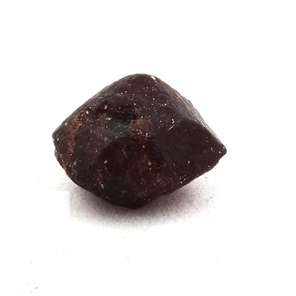 Sten og mineraler. Granat. 3,23 øre. Skardu-området, Gilgit-Baltistan, Pakistan.