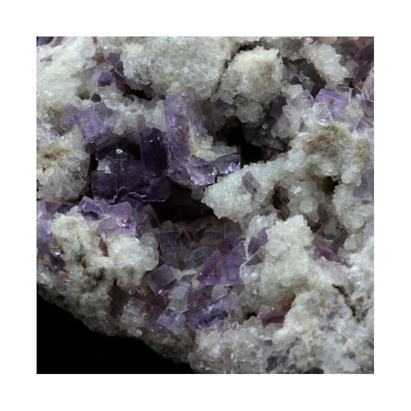 Sten og mineraler. Fluorit + Baryt + Kvarts. 1620,0 ct. Berbes, Asturias, Spanien.