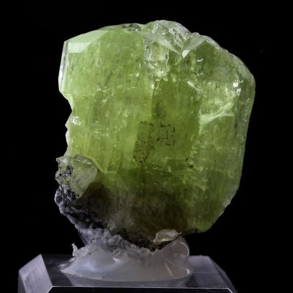 Stenar och Mineraler - ABIJOUX - Diopsid - 244,0 ct - Grön - Merelani Hills, Tanzania