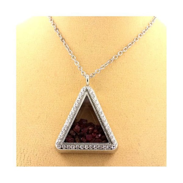 Kivet ja Mineraalit. Raw Ruby kaulakoru. Kolmion malli. Röd