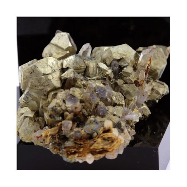Pyrit, Quartz, Siderite 396,2 karat Flerfärgad