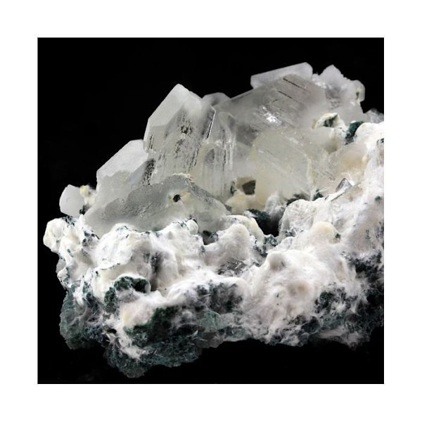 Sten og mineraler. Mordenit + Baryt. 545,5 øre. Jalgaon District, Maharashtra, Indien..