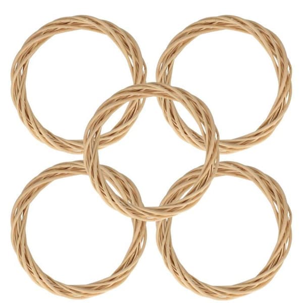 5 dekorativa flätade kransar 30 cm beige