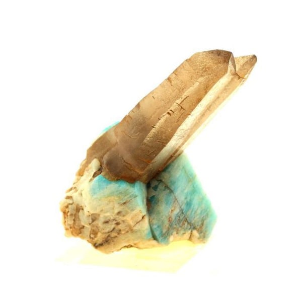 Kivet ja Mineraalit. Amazoniitti + Smoky Quartz. 671,5 senttiä. Konso, Etiopia. Blågrön