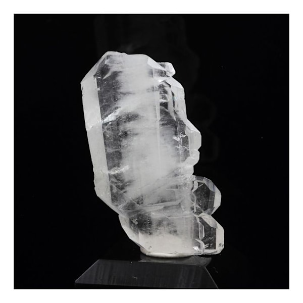 Kivet ja mineraalit. Ame Quartz (haalistuva kvartsi). 61,0 ct. Le Noirey, Saint-Jean-de-Maurienne, Savoie, Ranska.
