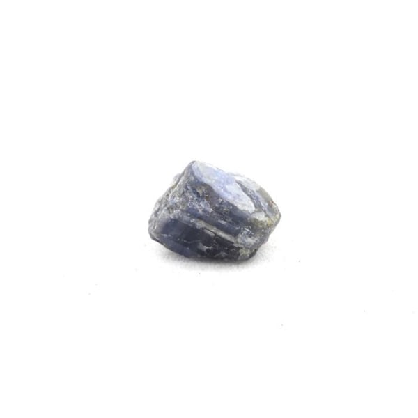 Stenar och mineraler. Safir. 2,23 cent. Ambatondrazaka, Alaotra-Mangoro, Madagaskar.