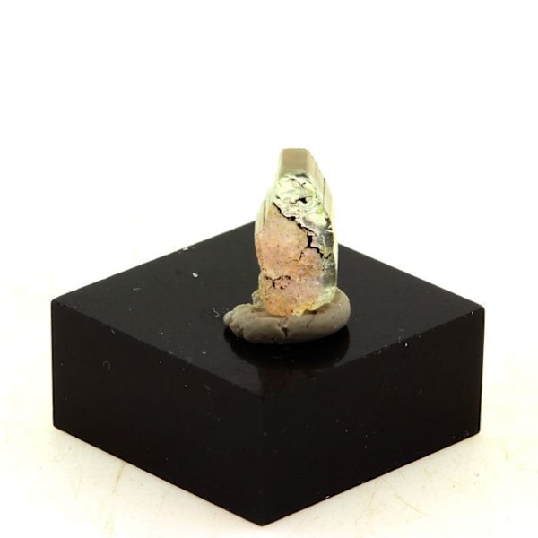 Sten og mineraler. Vandmelon turmalin. 2,73 ct. Paprok, Nuristan, Afghanistan.