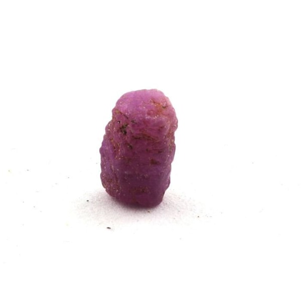Sten og mineraler. Rubin. 4,03 øre. Kiteto-distriktet, Manyara-regionen, Tanzania. Röd