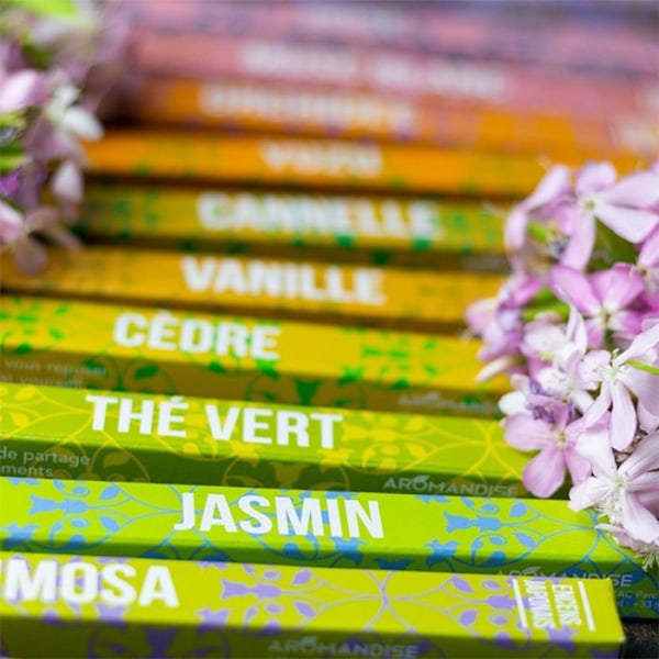Japanilainen kaneli suitsuke