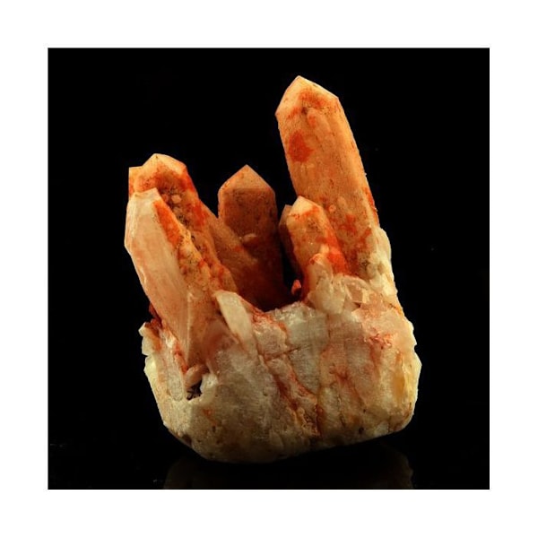 Stenar och mineraler. Hematoid kvarts. 737,0 cent. Beaumont, Ardèche, Frankrike.