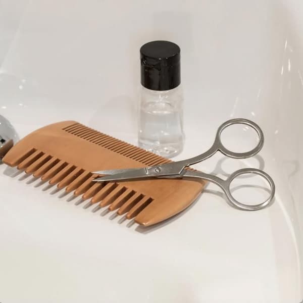 KIKKERLAND, GENTLEMAN'S BEARD KIT Vit