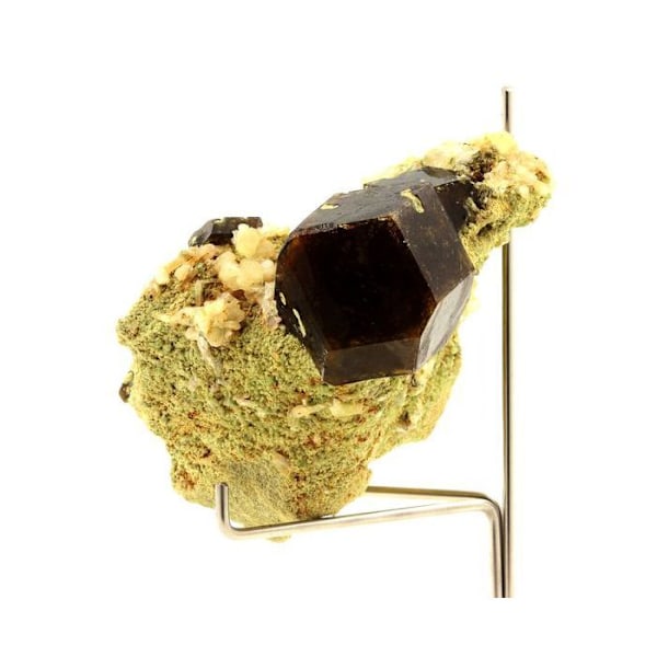 Kivet ja mineraalit. Grossulaarinen granaatti. 1601,0 ct. Bendougou, Kayes, Mali. Röd