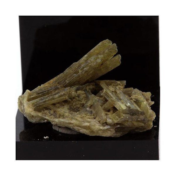 Epidote 30,38 karaattia Flerfärgad