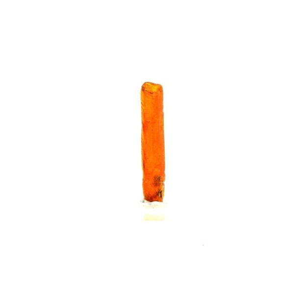 Sten og mineraler. Orange kyanit. 2,01 øre. Sangulungulu Hill, Loliondo, Tanzania. Orange