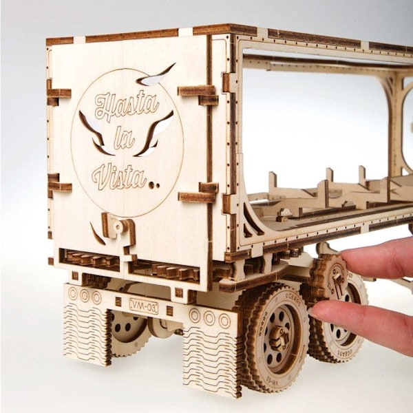 UGEARS Heavy Boy Truck -puinen palapeli - 138 osaa - 14-vuotiaat ja sitä vanhemmat - Kokoamisaika 60-180 min Beige
