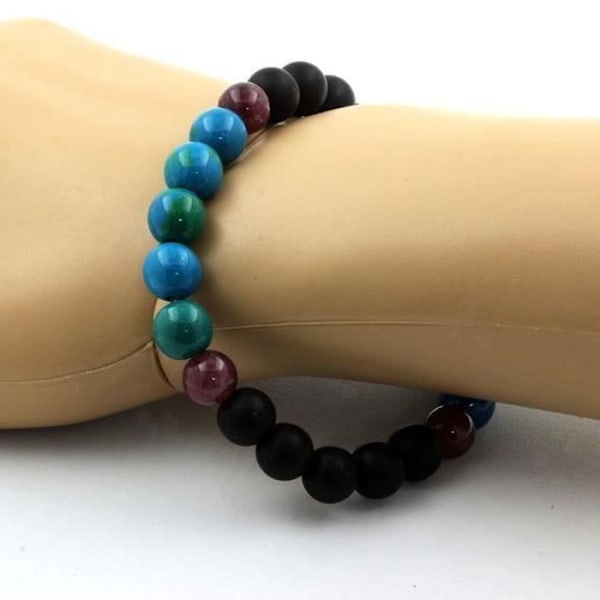 Sten og mineraler. Armbånd Lepidolite Beads + Mat Sort Onyx + Chrysocolla 8 mm. Fremstillet i Frankrig.