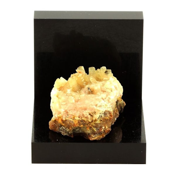 Kivet ja mineraalit. Kalsiitti. 135,0 ct. Luzy, Nièvre, Ranska.