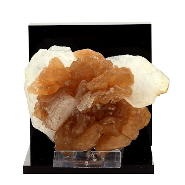 Dolomite + Quartz 1055,1 karat Grön