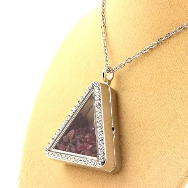 Kivet ja Mineraalit. Raw Ruby kaulakoru. Kolmion malli. Röd
